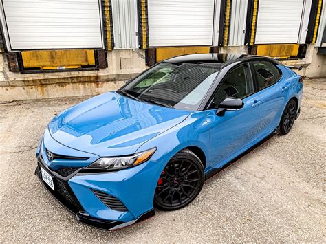 Buy Toyota Camry for sale in the Philippines .